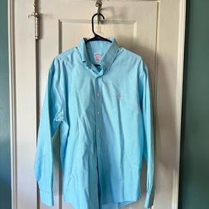 Men’s Medium Brooks Brothers Button Down Shirt